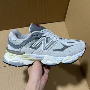 New Balance 9060 Light Grey Sneakers